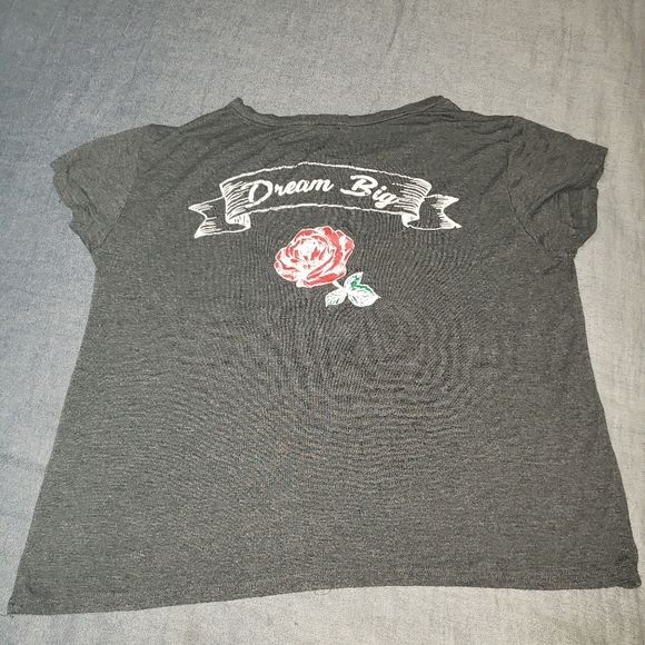 Local Lab Gray with Red Rose on front Pocket - Picture 3 of 5